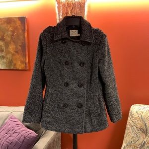 Super cute Faded Glory Woman’s Hooded Faux Wool Peacoat USED